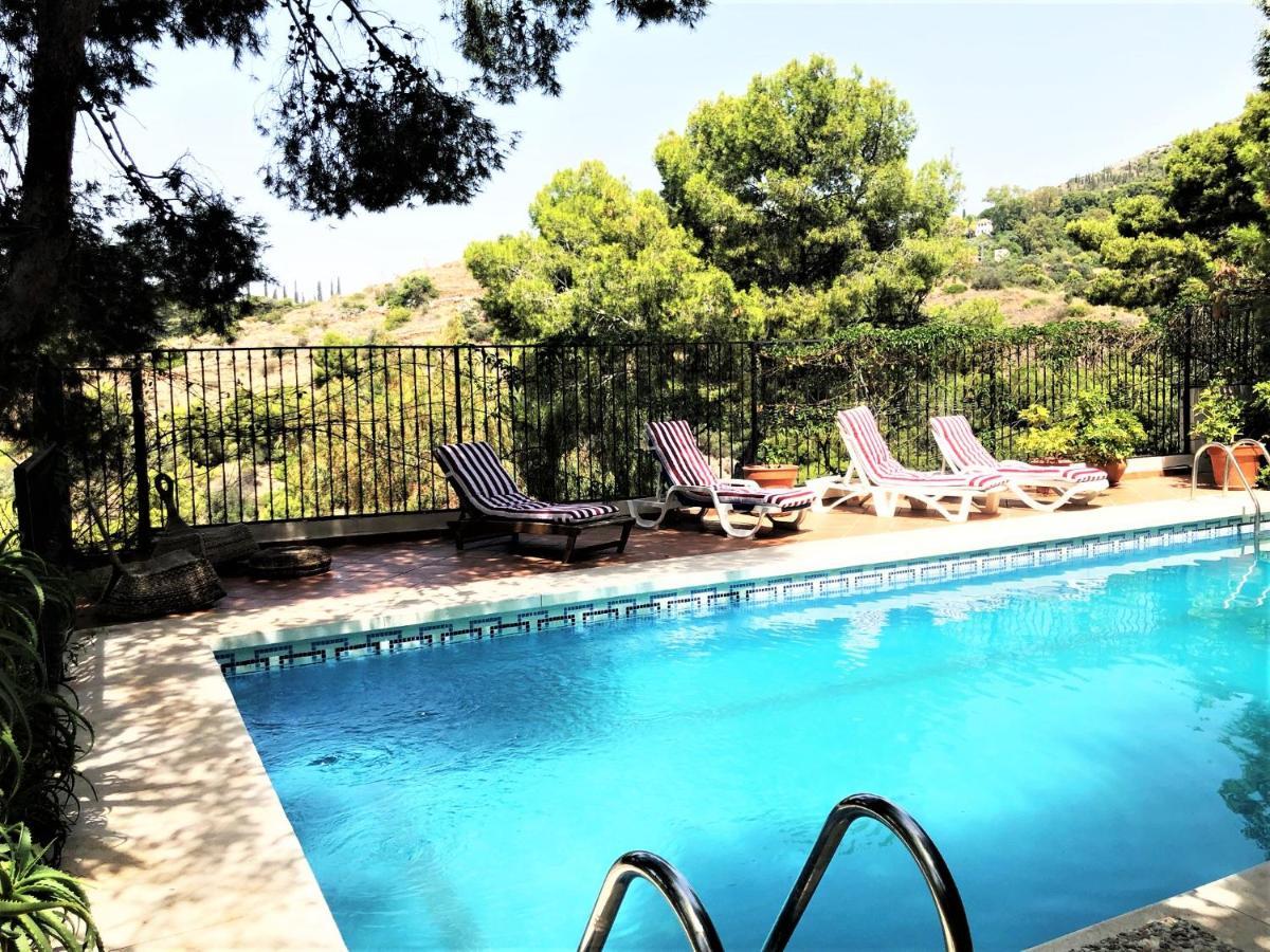 Rentcostadelsol Villa Pinares-Malaga Exterior photo